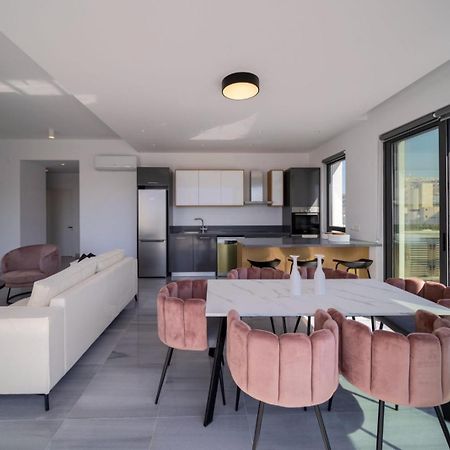 Premier 401 3 Bed Villa Paphos ภายนอก รูปภาพ