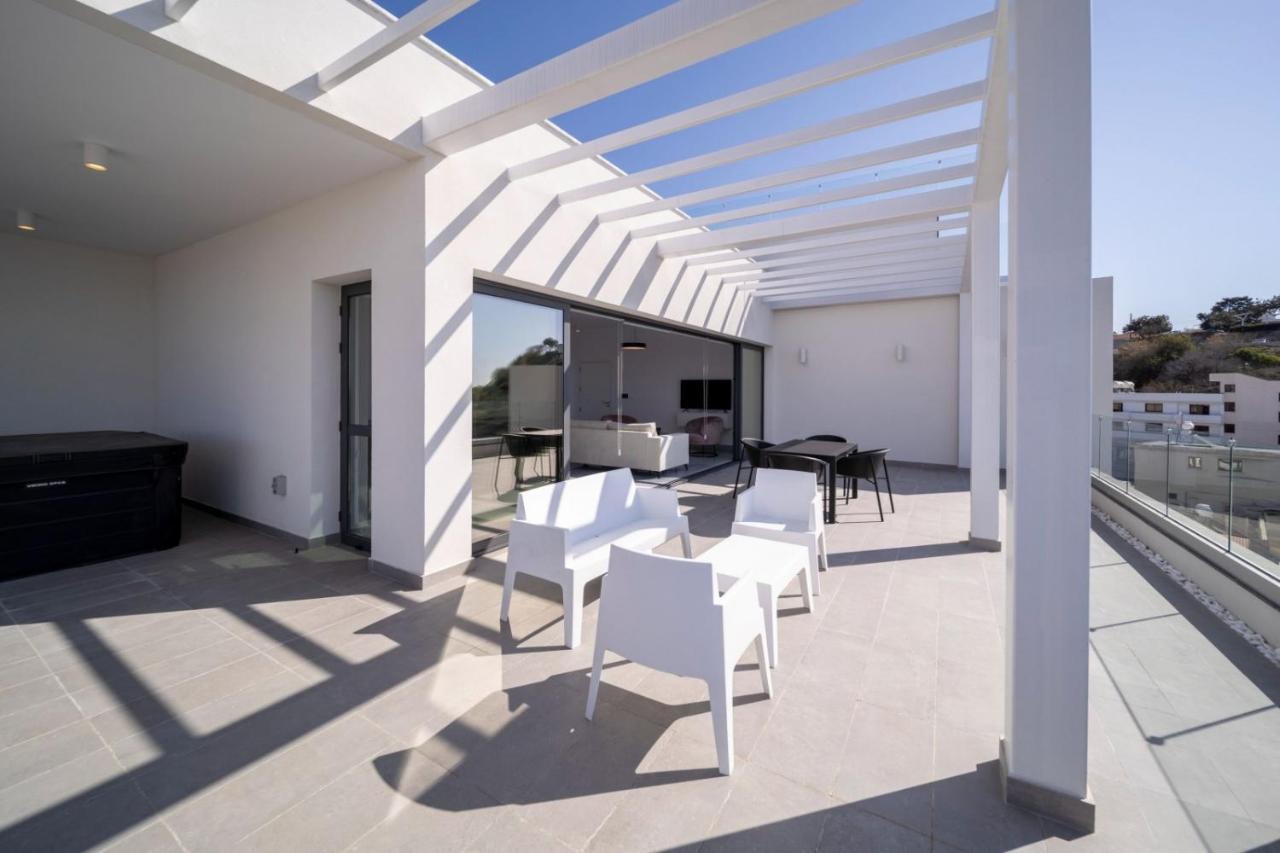 Premier 401 3 Bed Villa Paphos ภายนอก รูปภาพ
