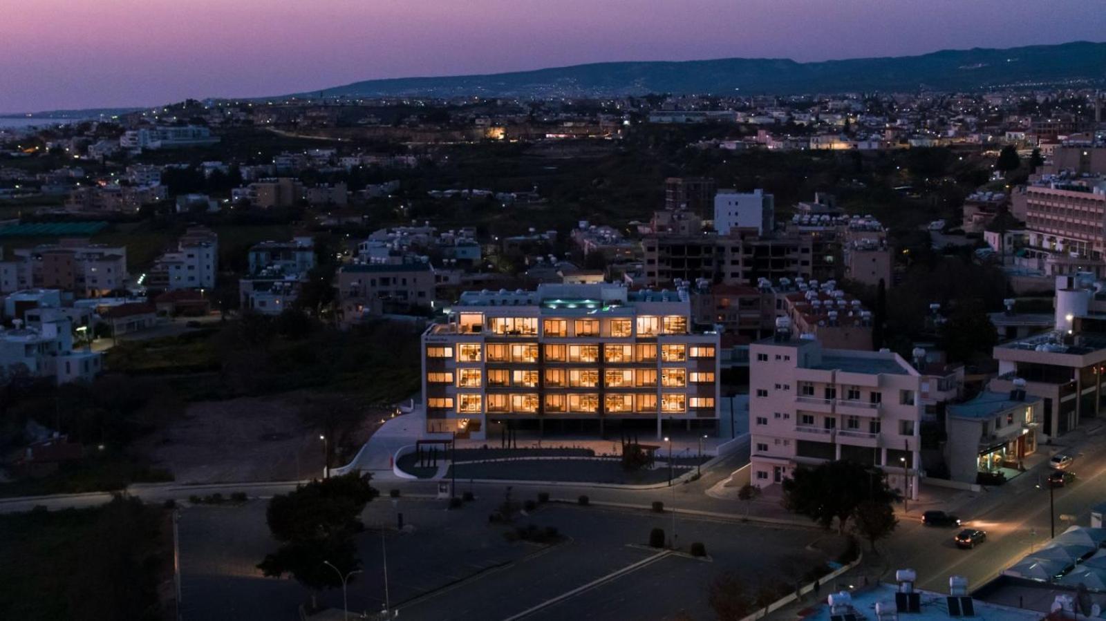 Premier 401 3 Bed Villa Paphos ภายนอก รูปภาพ